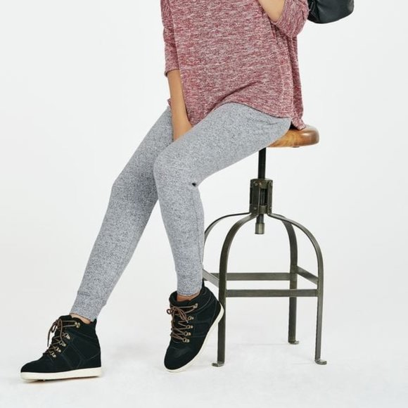 kelsa black suede hidden wedge sneakers - Picture 9 of 10